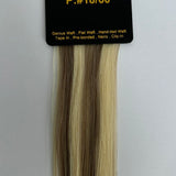 Farveprøve i blond med mørke striber