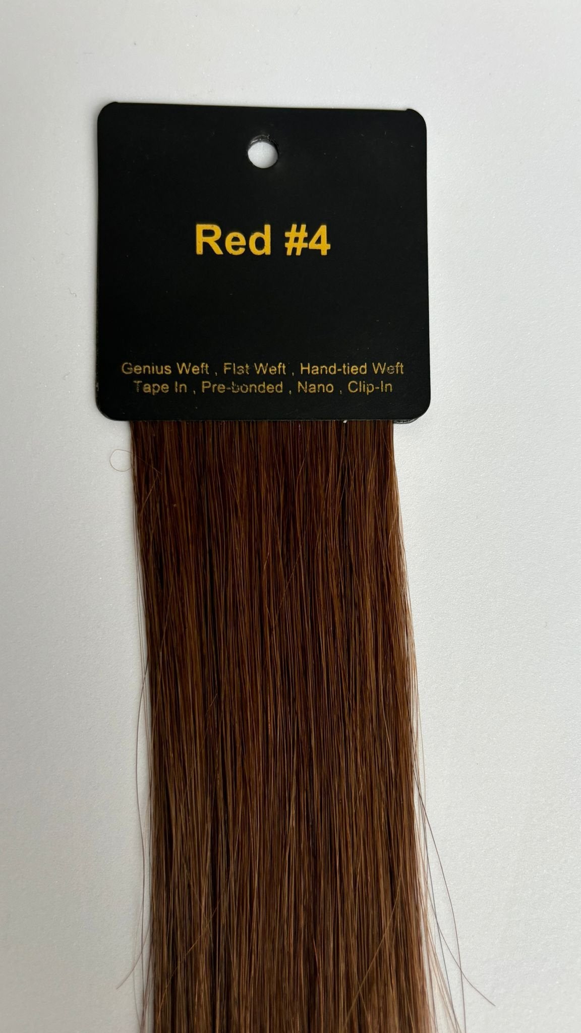 Farveprøve med varm lys chokoladebrun med rødligt skær