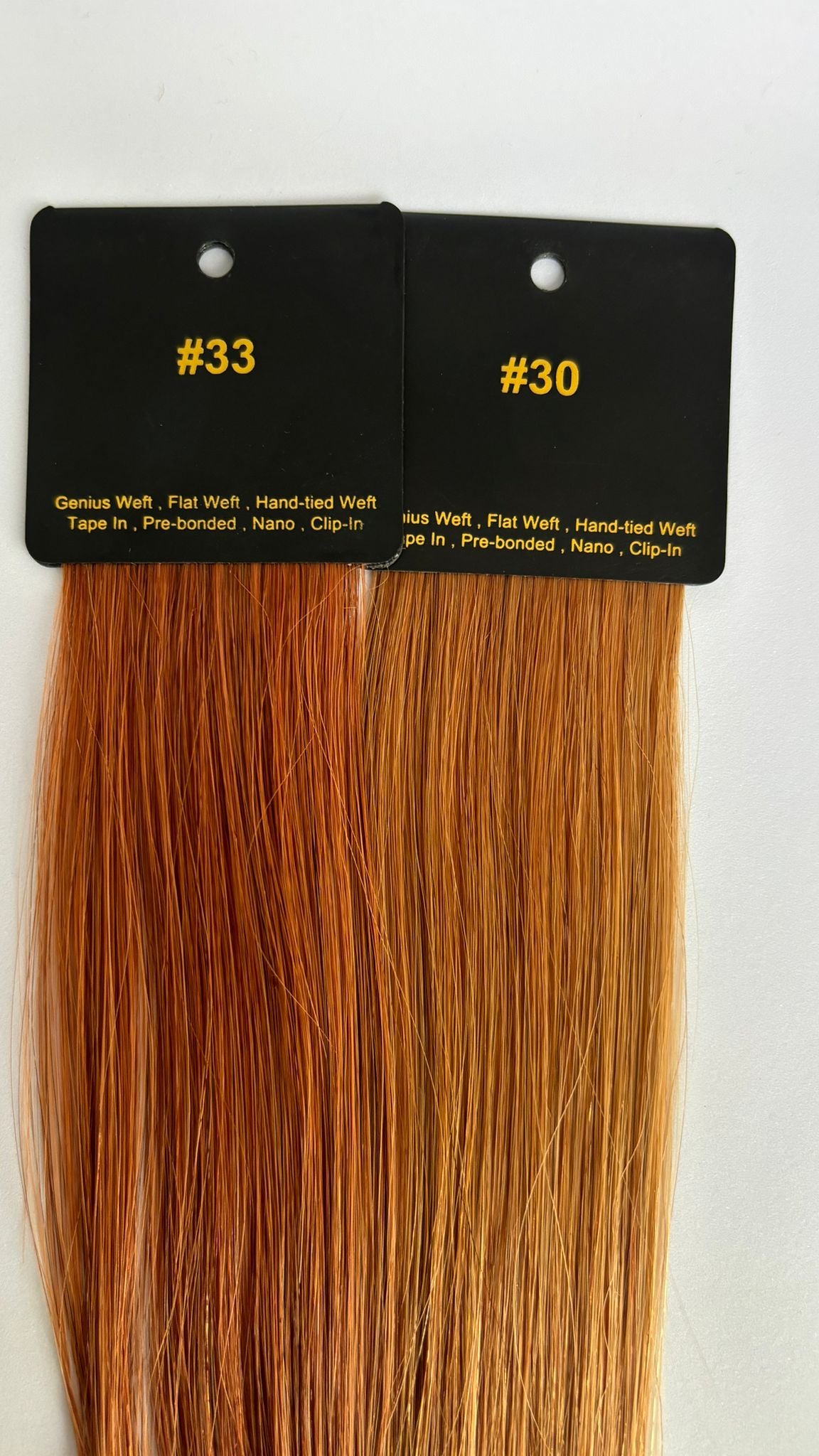 Farveprøver af #30 og #33 til sammenligning